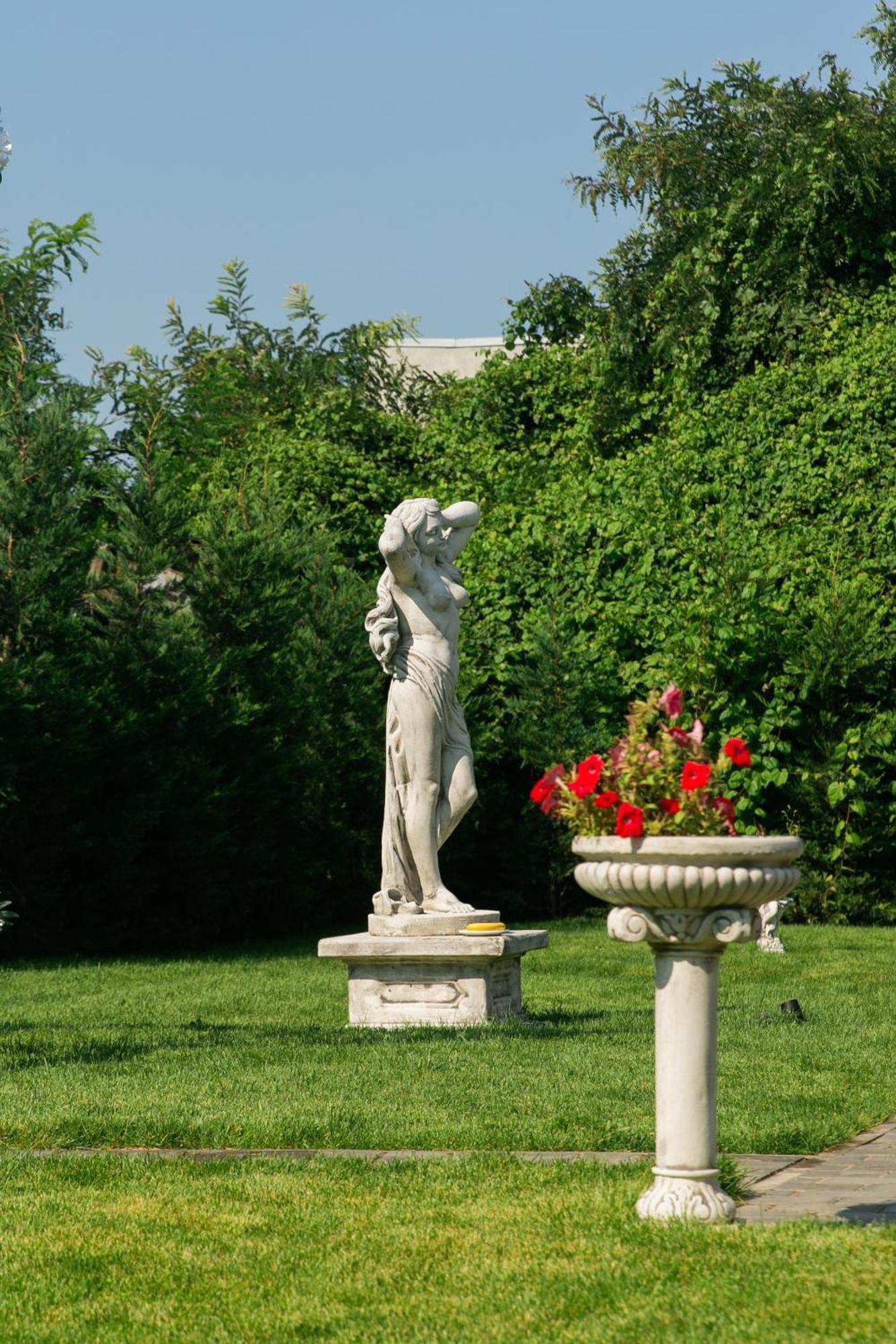 Muller Hotel Boutique & Spa Galati  Exterior photo